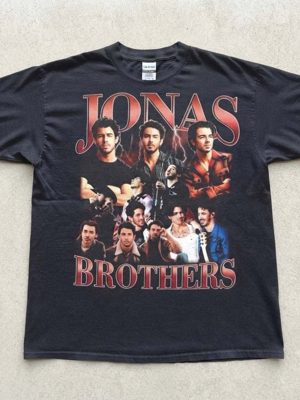 Gildan Black Graphic Jonas Brothers Tour Tee